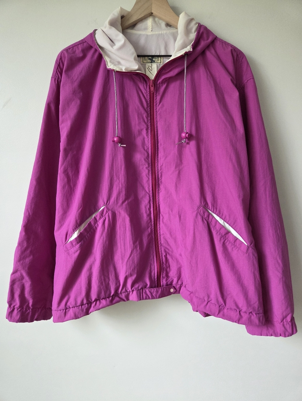 Vintage L.L. Bean Pink Hooded Windbreaker Jacket Made In USA Womens Size Large